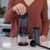 aeropress-coffee-maker-brewing_700x